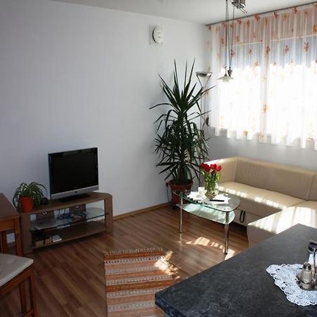 Ferienwohnung Nadja Schruns Екстериор снимка